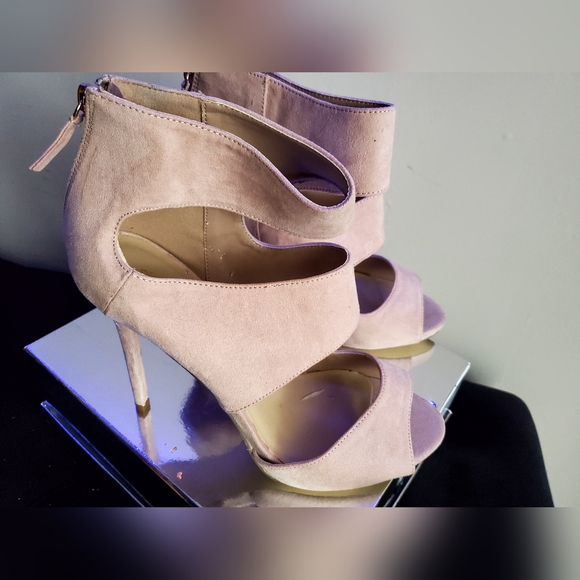 Open Toes Booties - Picture 1 of 2